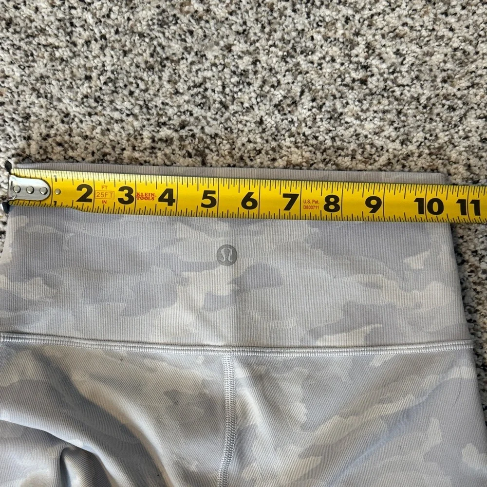 Lululemon Gray Camouflage Leggings